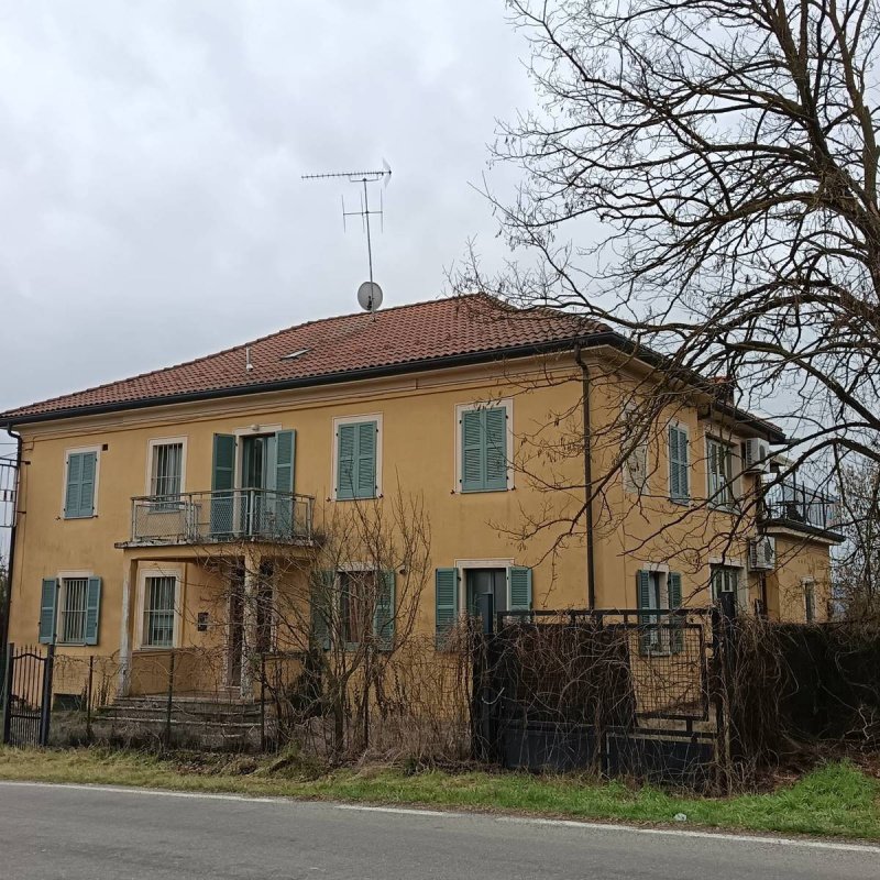 Villa in Castell'Alfero