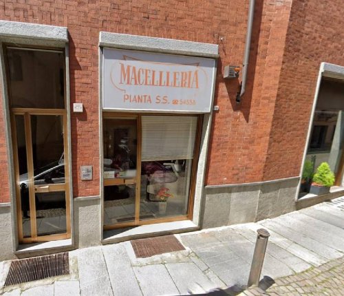 Commercial property in Asti