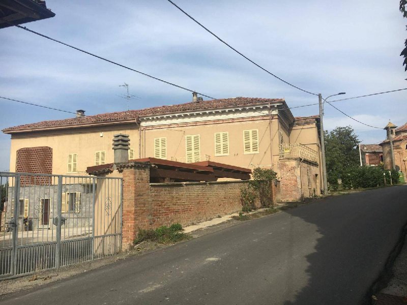 Casa di campagna a Alfiano Natta