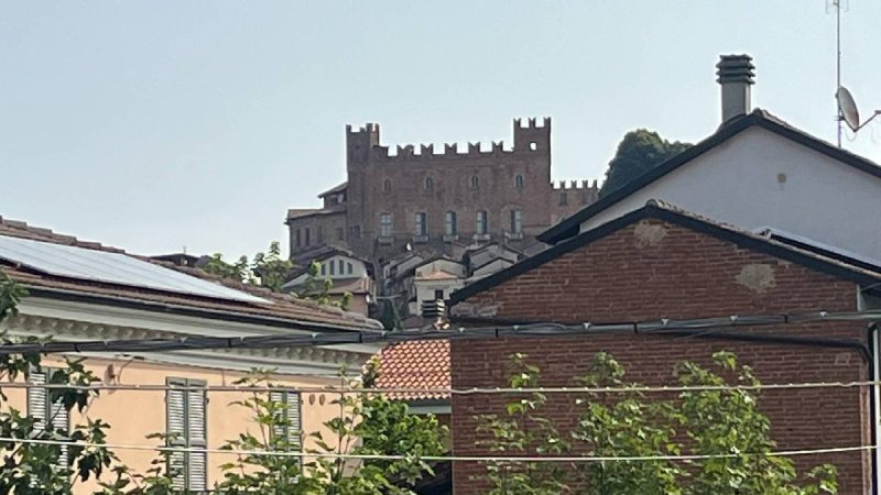 Detached house in Montemagno Monferrato
