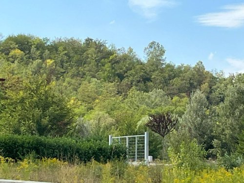 Byggtomt i Castell'Alfero