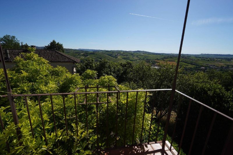 Detached house in San Marzano Oliveto