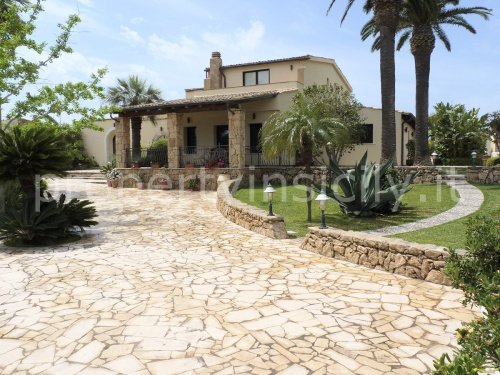 Villa i Augusta