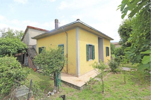 Detached house in Mulazzo
