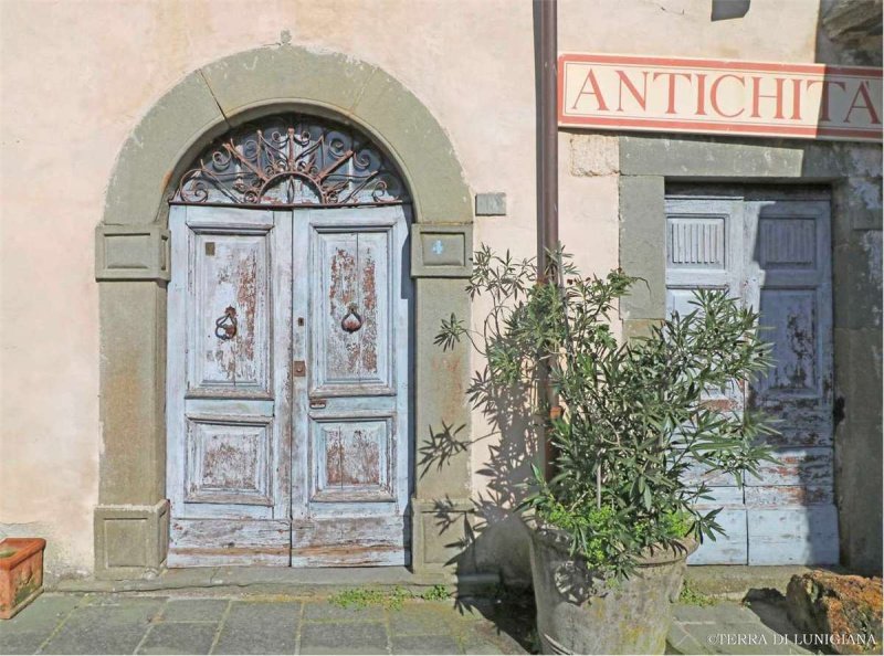 Gebouw in Villafranca in Lunigiana