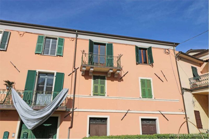 Apartamento em Pontremoli