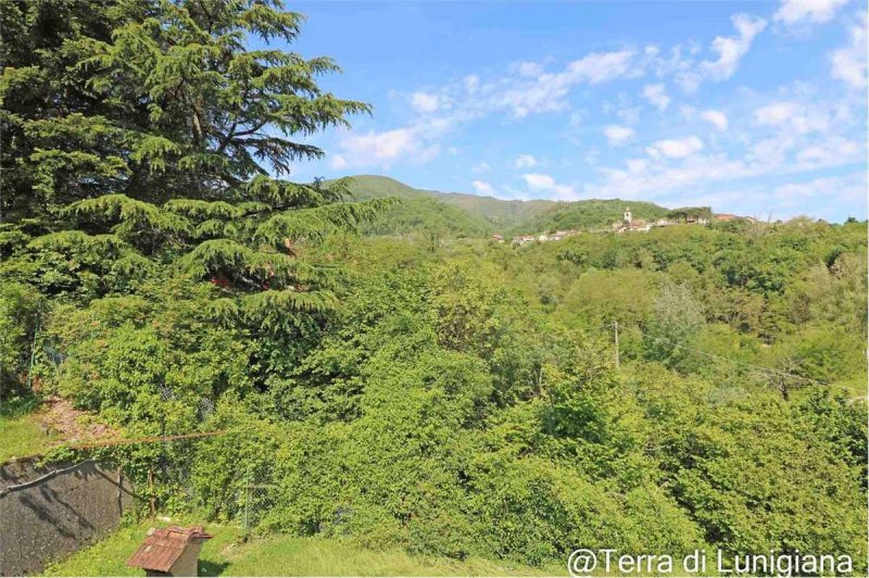 Casa indipendente a Pontremoli