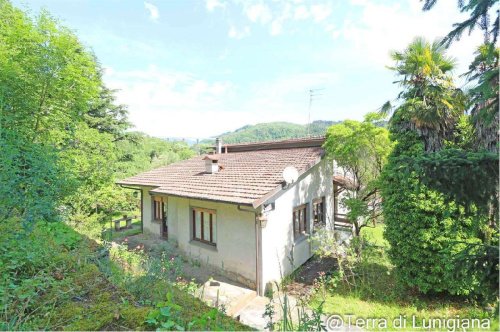 Casa indipendente a Pontremoli