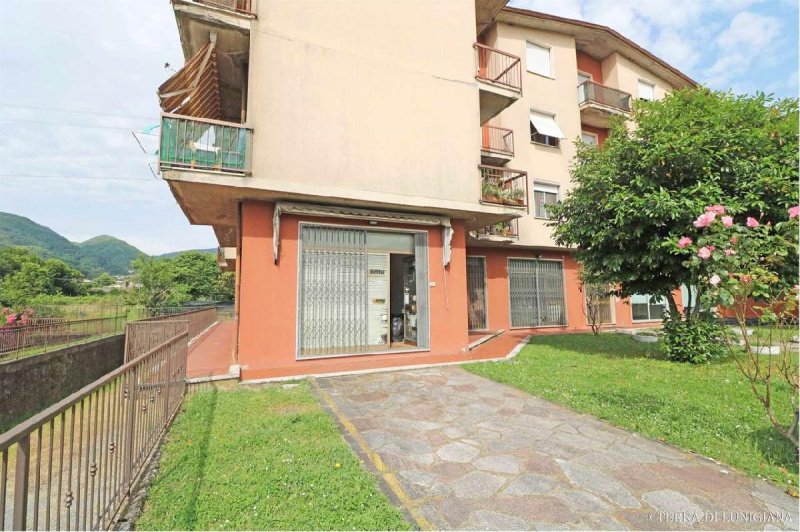 Local commercial à Mulazzo