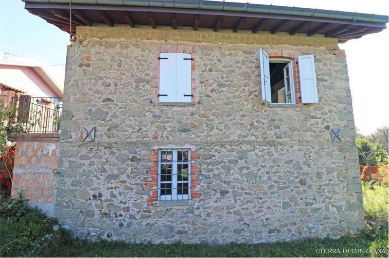 Отдельно стоящий дом в Мулаццо