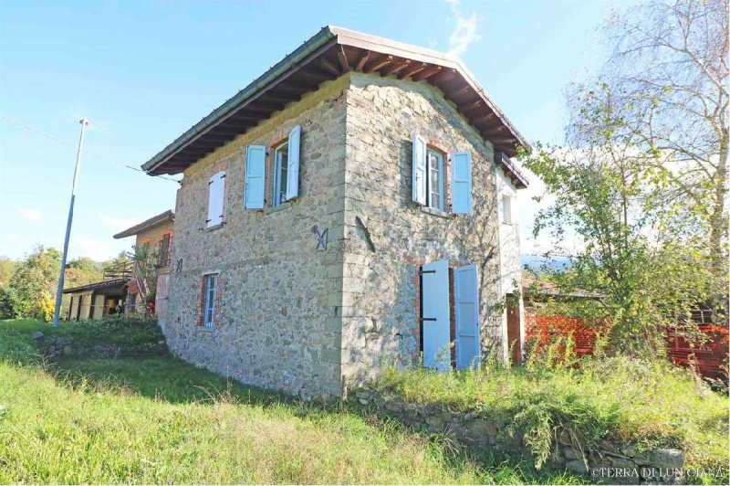 Отдельно стоящий дом в Мулаццо