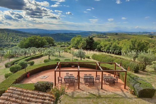 Hus på landet i Castellina in Chianti