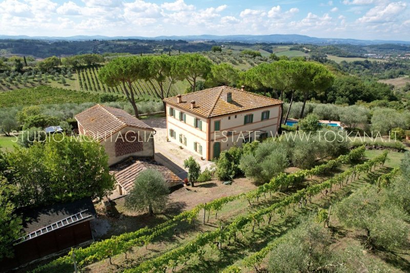 Explotación agrícola en Castellina in Chianti