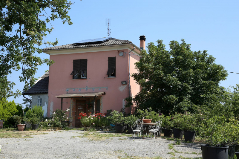 Detached house in Piana Crixia