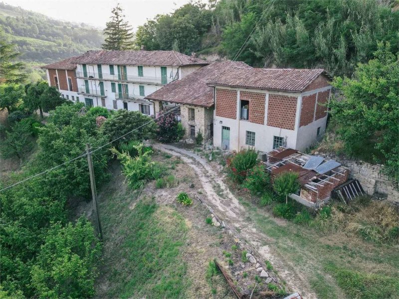 Отдельно стоящий дом в Коссано-Бельбо