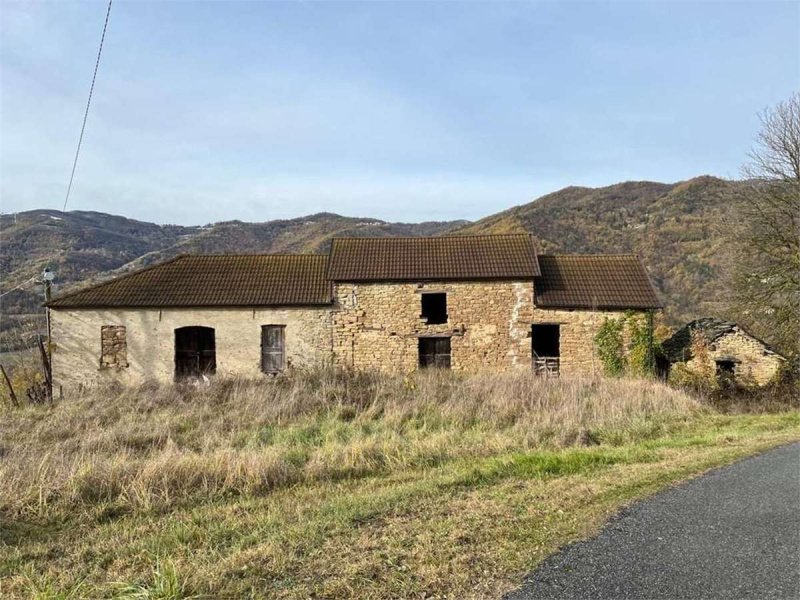 Klein huisje op het platteland in Prunetto