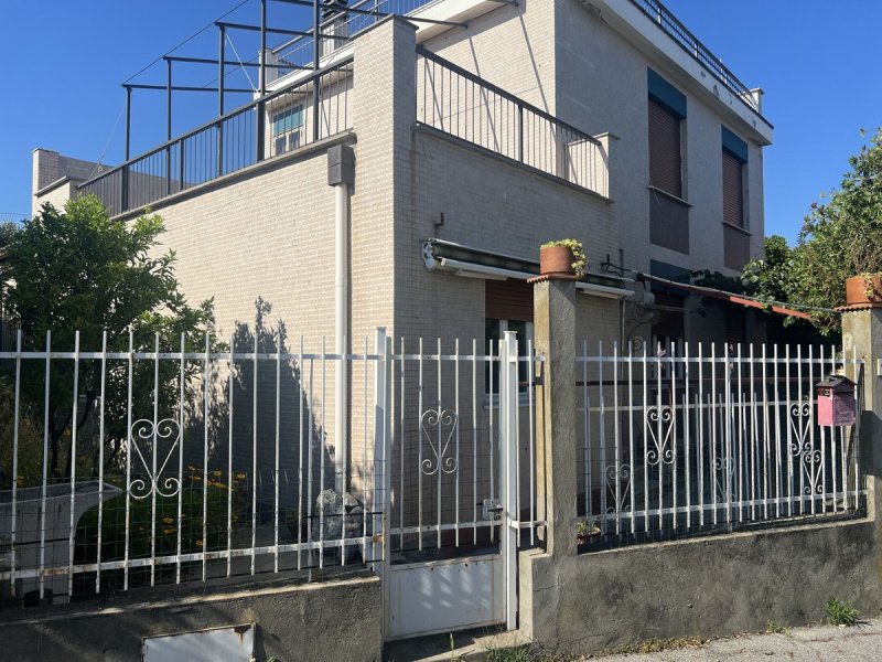 Villa in Celle Ligure