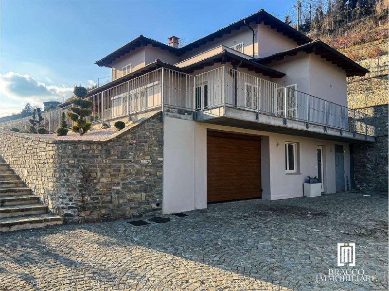 Villa i Cossano Belbo