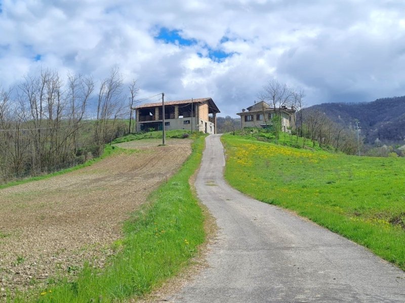 Landhaus in Val di Nizza