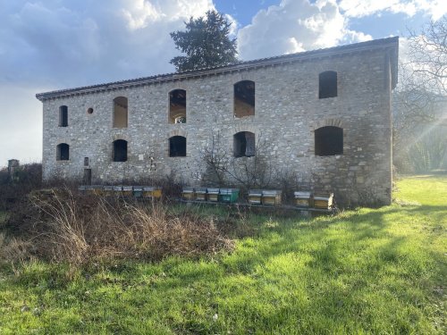 Klein huisje op het platteland in Perugia