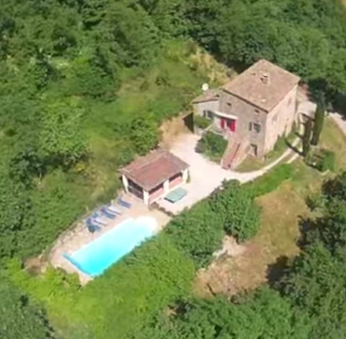 Отдельно стоящий дом в Cortona