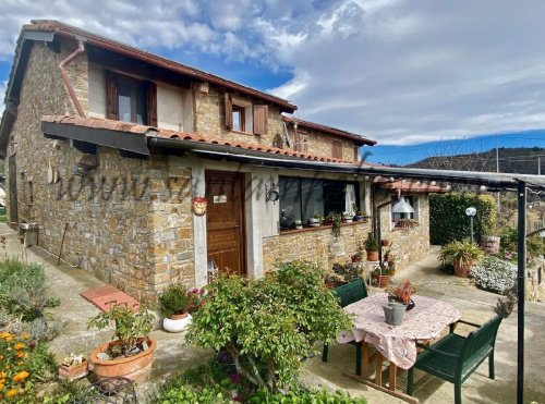 Detached house in Dolceacqua