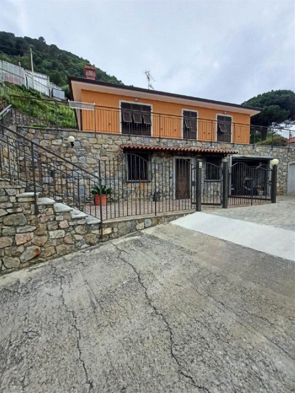 Casa independiente en Camporosso