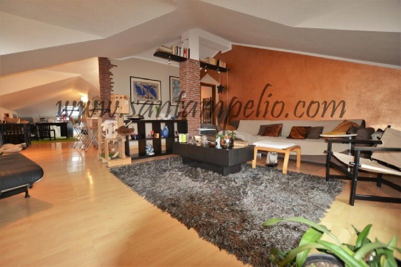 Penthouse in Vallecrosia