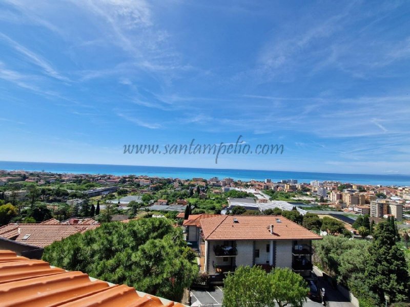 Sotão em Vallecrosia