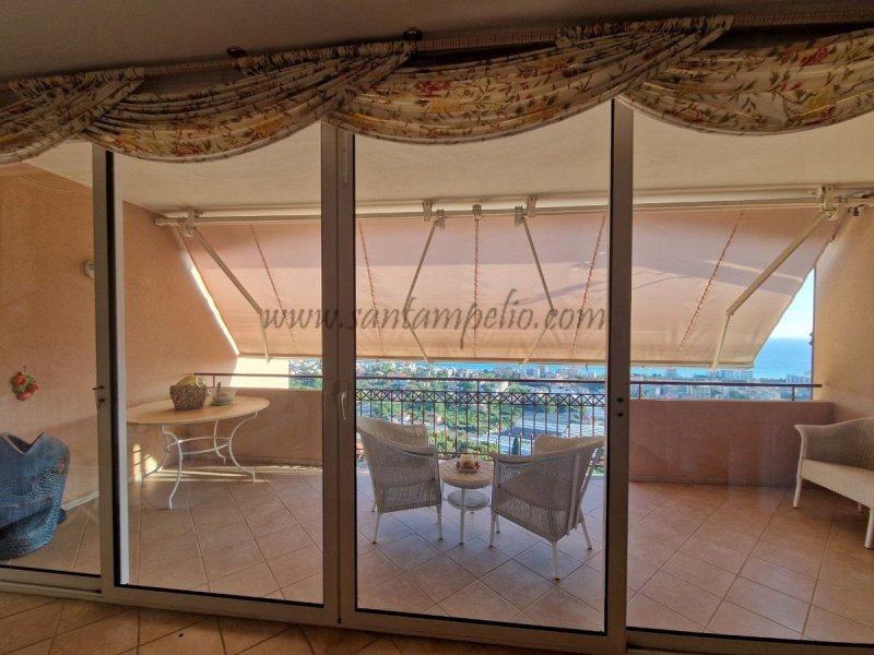 瓦莱克罗夏公寓