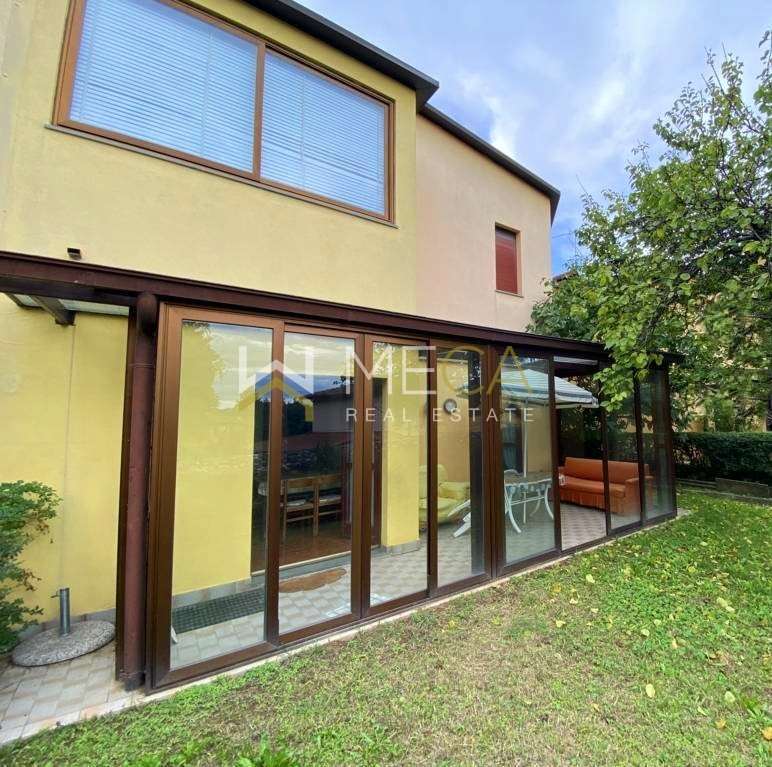 Casa adosada en Saló