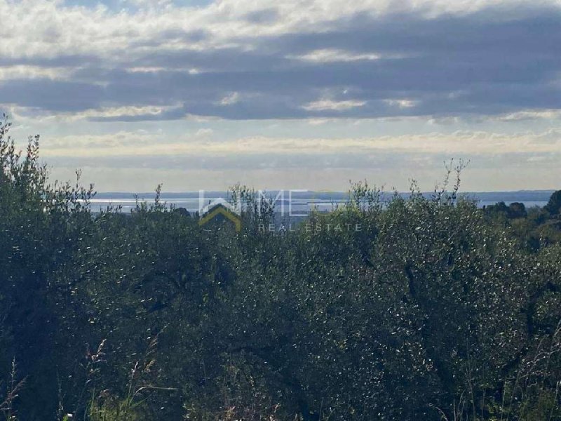 Строительный участок в Пуэньяго-суль-Гарда