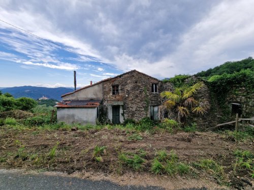 Huis op het platteland in Podenzana