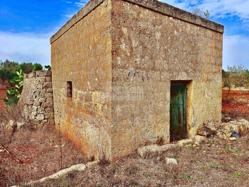 Terreno para construção em San Vito dei Normanni