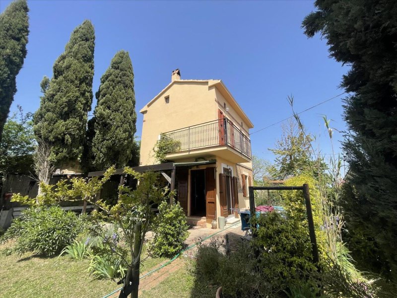 Vrijstaande woning in Castiglione del Lago