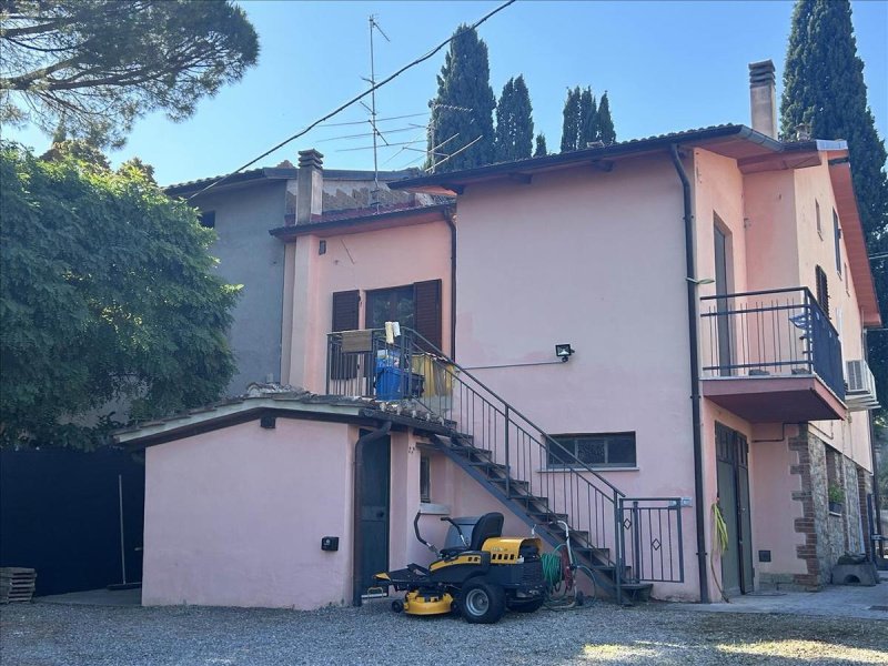 Casa semi indipendente a Castiglione del Lago