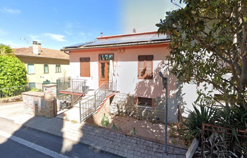 Semi-detached house in Castiglione del Lago