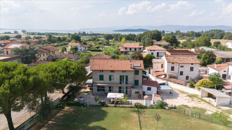 Casa indipendente a Magione