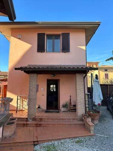 Detached house in Castiglione del Lago