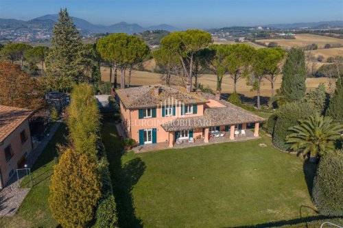 Villa in Perugia