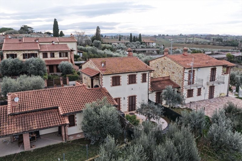 Casa geminada em Castiglione del Lago