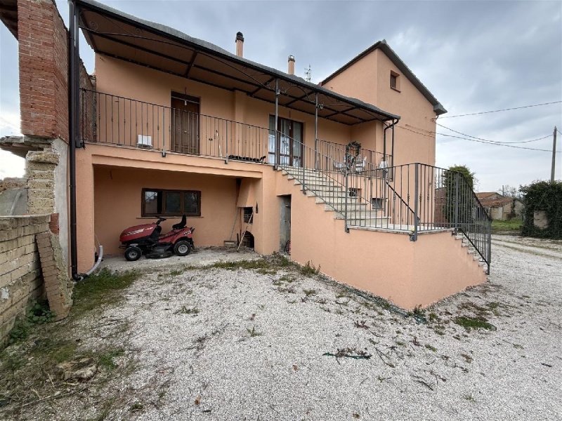 Maison jumelée à Castiglione del Lago