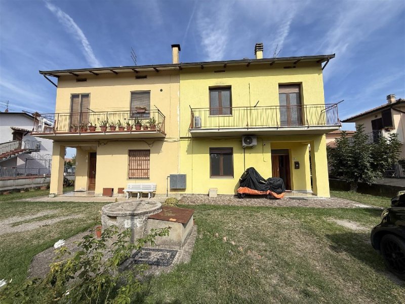 Casa geminada em Perúgia