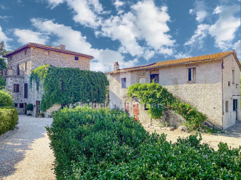 Ferme à Todi