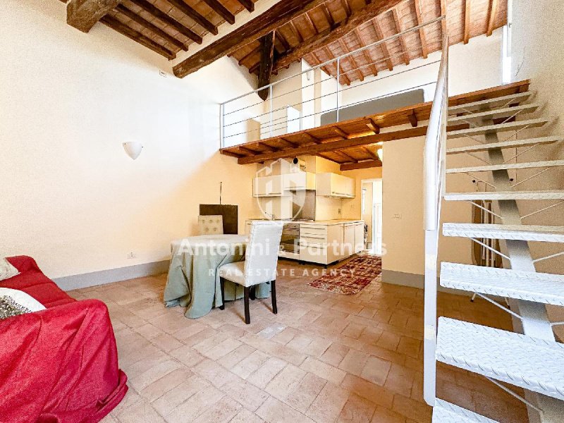 Apartment in Todi