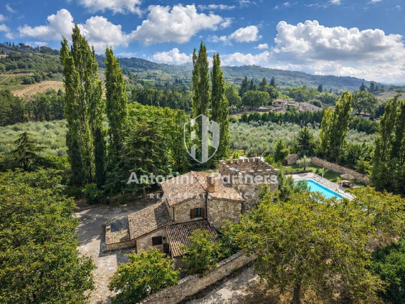 Casolare a Todi