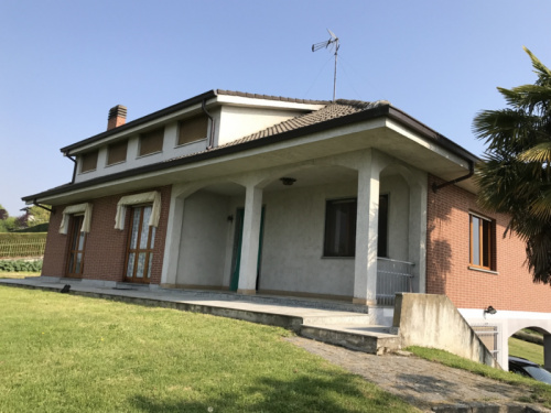 House in Mombercelli