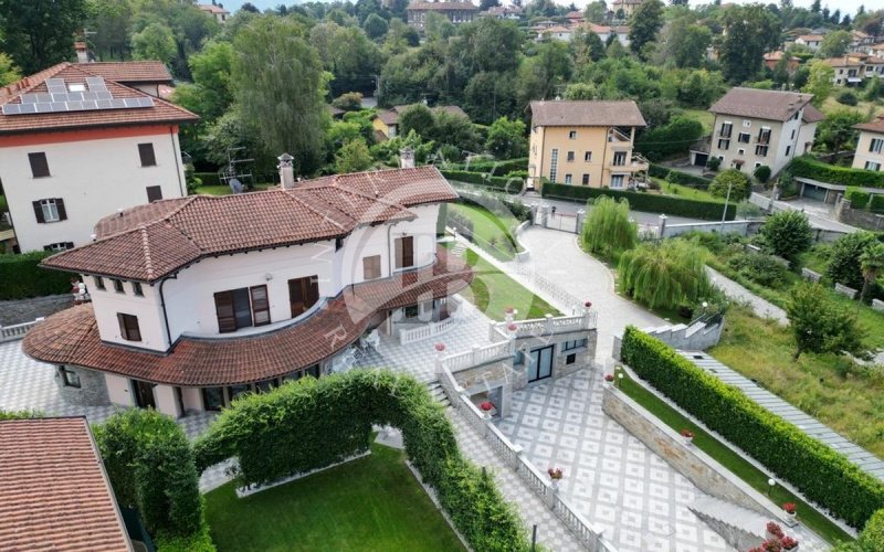 Villa i Verbania