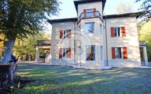 Villa a Acqui Terme