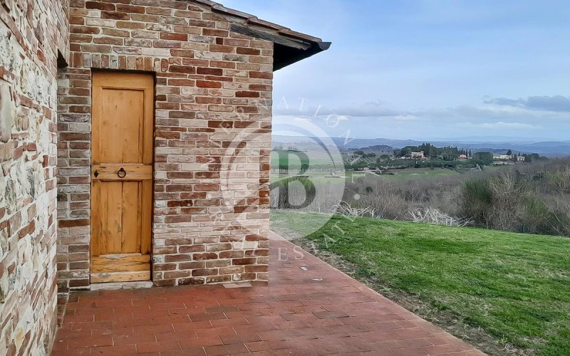 Detached house in San Gimignano